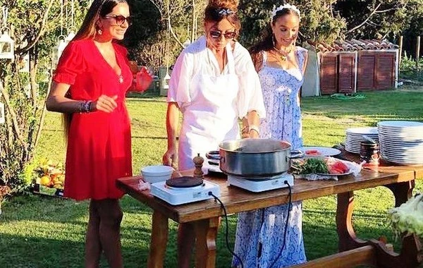 Mehriban Əliyeva Heydər üçün yemək bişirdi (FOTO)