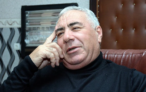 Hafiz Hacıyev: Direktor 8 milyona heç katibəsini də mayalandıra bilmir (VİDEO)