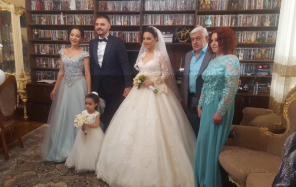 Xalq artisti qızını gəlin köçürdü - FOTO