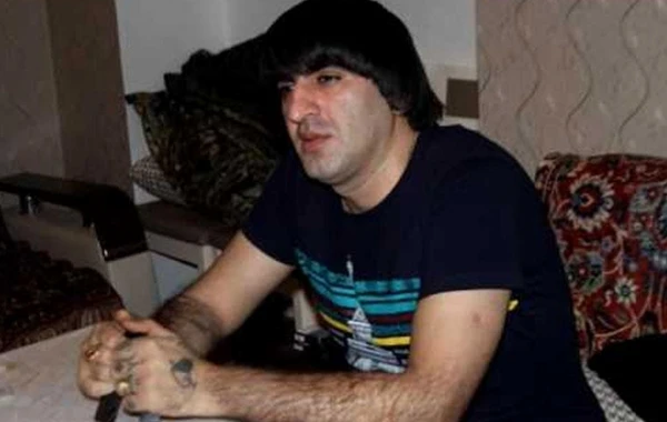 "Qoca"nın qaçmasına kömək göstərən qadın: “Gecəni onunla bir yerdə qaldıq”