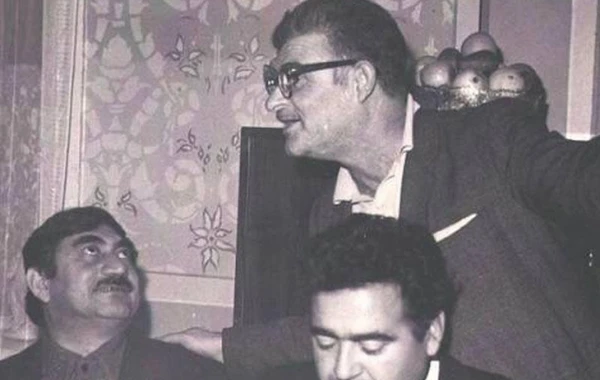 Azərbaycanlı avtoritetin məşhurlarla qəribə dostluğu – Maraqlı FAKTLAR (FOTO)