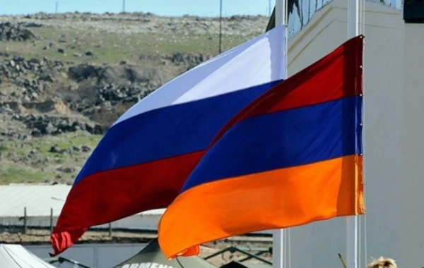 Ermənistan Müdafiə naziri Rusiyaya niyə səfər edib?