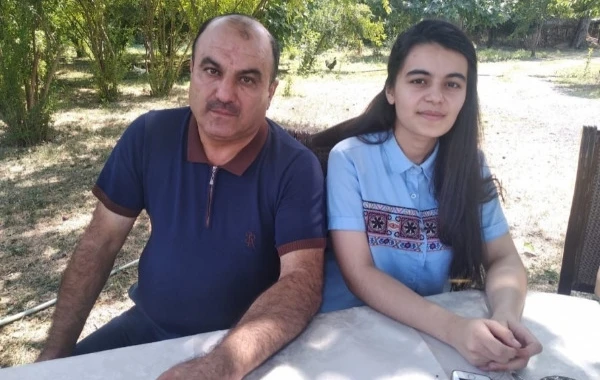 Eyni fakültəyə qəbul olan ata və qızı DANIŞDI: "Valideyni ilə qrup yoldaşı olmaq..." - VİDEO