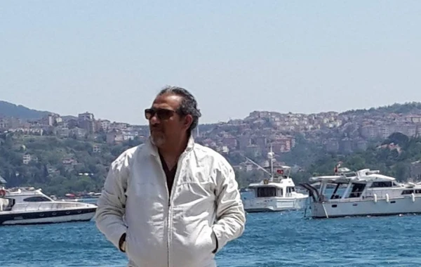 Azərbaycanın tanınmış həkimi qəfil vəfat etdi: doğmaları şok içindədir - FOTO