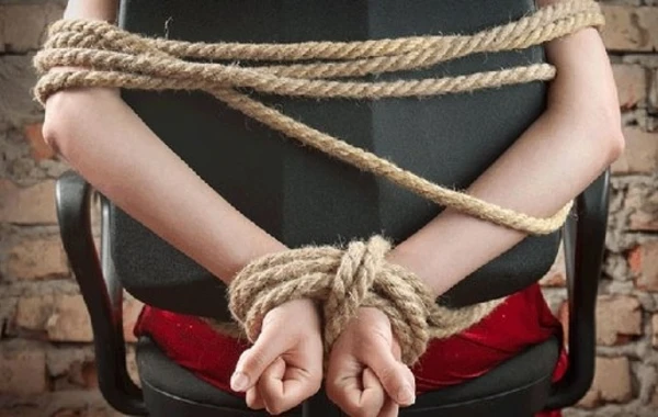Bakıda gənc oğlanı girov götürdülər