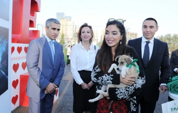 Leyla Əliyeva Heyvanların Beynəlxalq Müdafiəsi Gününə həsr olunmuş tədbir iştirak edib – FOTO