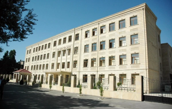 Bakıda  18 məktəb direktoru ilə bağlanmış əmək müqaviləsi ləğv edilib - SİYAHI