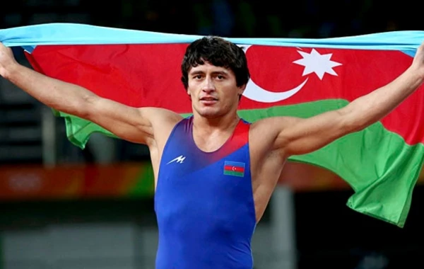 "Bu qələbəmi uğuruma sevinən insanlara həsr edirəm" - Rəsul Çunayev