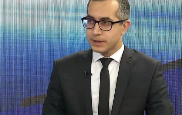 Kamran Əsədov: Ayıbdır, vallah ayıbdır!