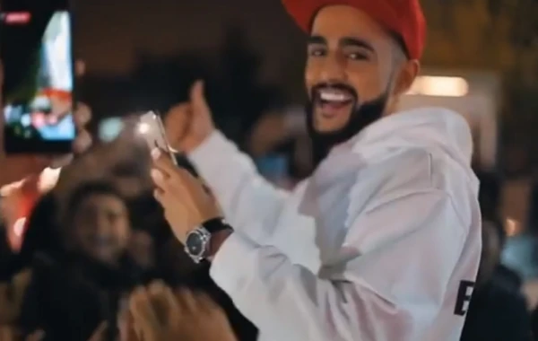 Hüseyn Həsənovun fanatları ilə görüşündən sonra BİABIRÇILIQ (VİDEO)