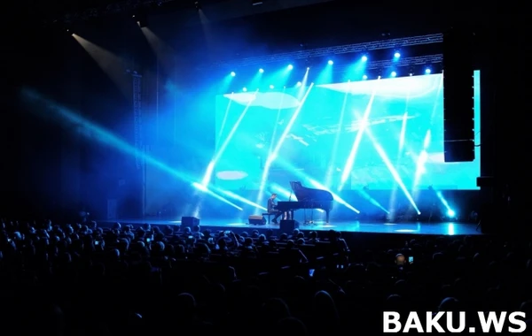 "Ginnesin Rekordlar Kitabı"na düşən pianoçu Bakıda konsert verdi - FOTOLAR