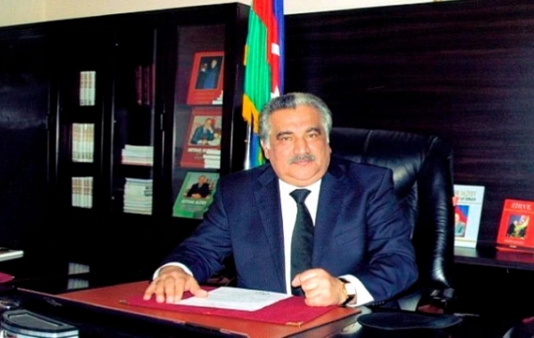 Əhəd Abıyev avtomobil qəzasına düşüb