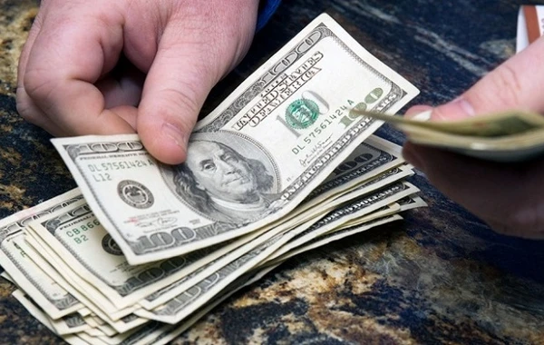Dolların bu günə olan məzənnəsi