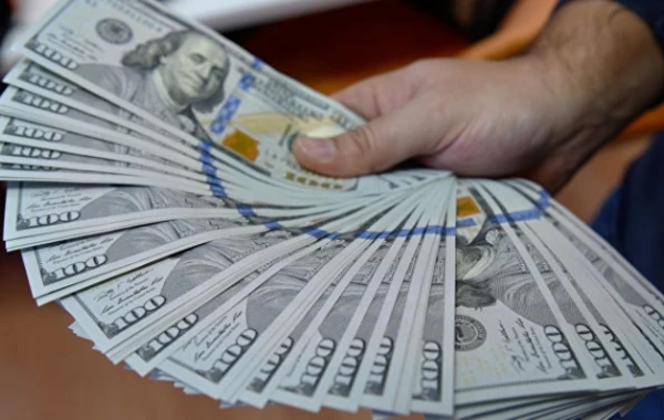 Dolların bu günə olan məzənnəsi