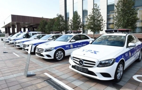 Yol polisinə verilən yeni “Mercedes”lər Bakı küçələrində – VİDEO