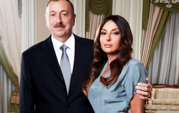 Leyla Əliyeva valideynlərinin xoş gününü belə təbrik etdi (FOTO)