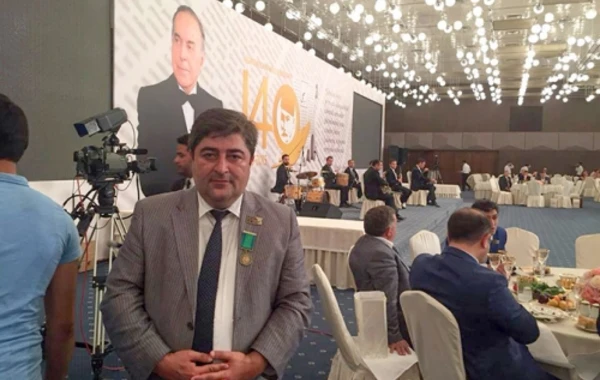 Tanınmış jurnalist komaya düşüb