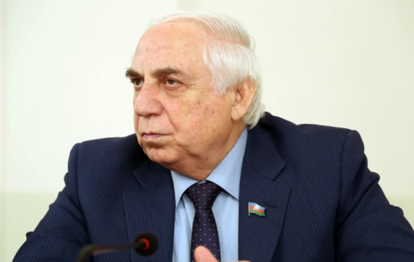 Hadi Rəcəbli: “Minimum əməkhaqqının maksimum 150 manat olmasını təklif etmişdik"