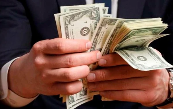 Dolların bu günə olan məzənnəsi