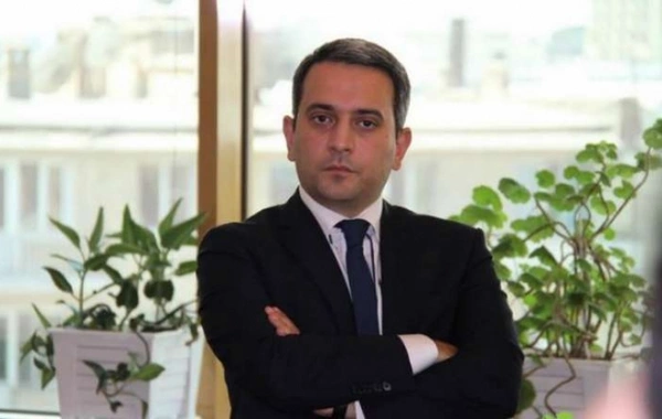 Mərkəzi Bankın rəsmisi AzTV-də aparıcılıq edəcək