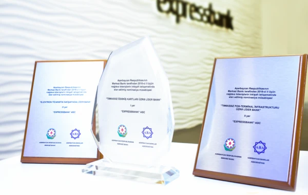"Express Bank" Təmassız ödəniş kartları üzrə lider bank elan edildi