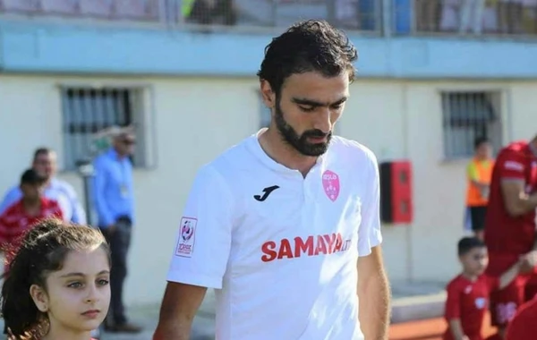 Vaqif Cavadov borca görə evini satdı