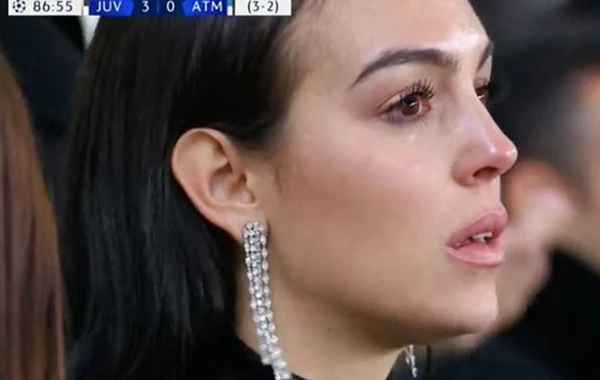 Ronaldonun qolları xanımını ağlatdı: Uşaqların və mən səninlə fəxr edirik”- FOTO+VİDEO