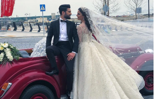 Bu axşam toyu olacaq müğənni nişanlısı ilə İLK GÖRÜNTÜSÜ - VİDEO+FOTO