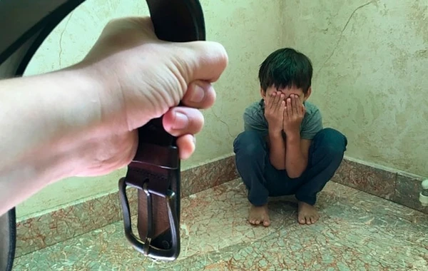 Bakıda 9 yaşlı şagird atası tərəfindən vəhşicəsinə döyüldü