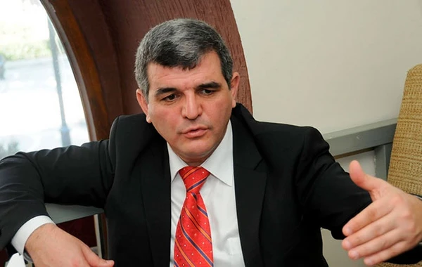 Fazil Mustafa: Hərdən mənə elə gəlir Azərbaycanda fahişəliyi qəsdən yayırlar