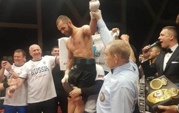 Азербайджанский боксер победил армянина и завоевал пояс "WBA Continental" - ФОТО