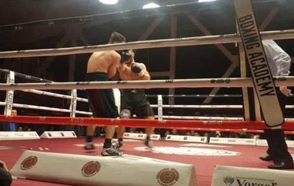 Азербайджанский боксер победил армянина и завоевал пояс "WBA Continental" - ФОТО