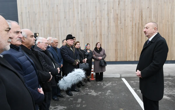 Президент Ильхам Алиев встретился с гражданами - ФОТО