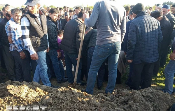 Qarabağda itkin düşmüş əsgərin 25 il sonra məzarı tapıldı - FOTO