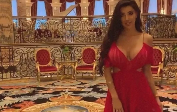 “Formula-1” gözəlləri - Bakıya gələn turist qızlar (FOTO)