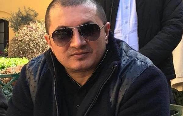 “Lotu Quli”nin yaxın adamının arvadının 77500 manatlıq QIZILLARINI ALDILAR