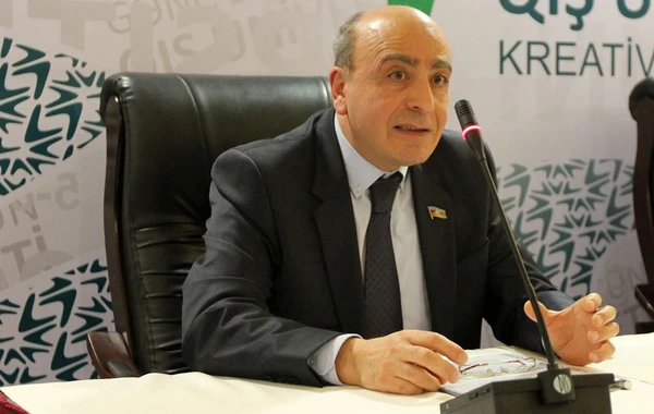 Rasim Musabəyov "popkorn" satanla mübarizədən  QALİB ÇIXDI
