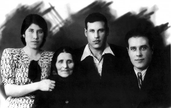 Fotoqalereya: Heydər Əliyevli günlər