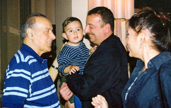 Fotoqalereya: Heydər Əliyevli günlər