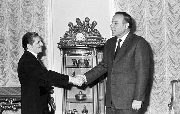Fotoqalereya: Heydər Əliyevli günlər