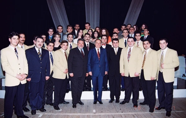 Fotoqalereya: Heydər Əliyevli günlər