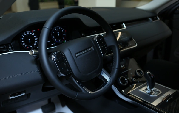 “Range Rover Evoque” modeli avtomobilsevərlərə təqdim edilib  – FOTO/VİDEO