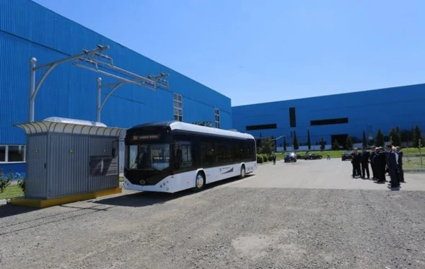 Azərbaycanda ilk dəfə elektrobus istehsal olunub - FOTO