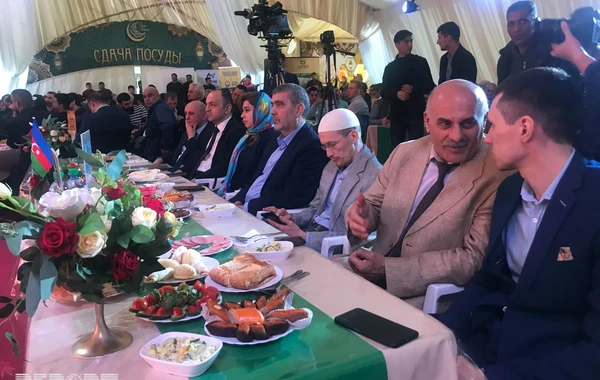 Leyla Əliyevanın təşəbbüsü ilə Moskvada iftar süfrəsi açılıb  - FOTO