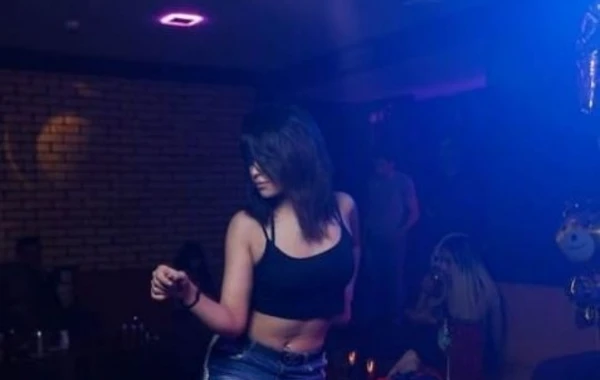 Стриптиз-шоу в здании Союза писателей Азербайджана - ВИДЕО 18+