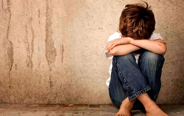 Bakıda pedofil saxlanıldı – 10 yaşlı oğlanı zorlayıb