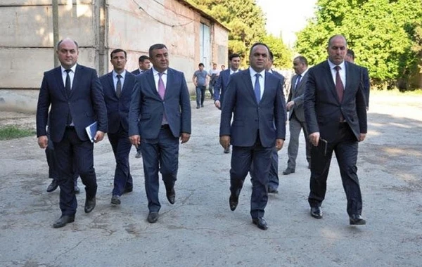 Azərbaycanda məmur işdən çıxarıldı