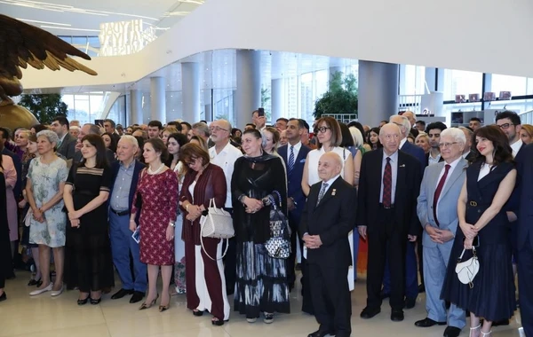 Лейла Алиева на церемонии открытия выставки Зураба Церетели - ФОТО 