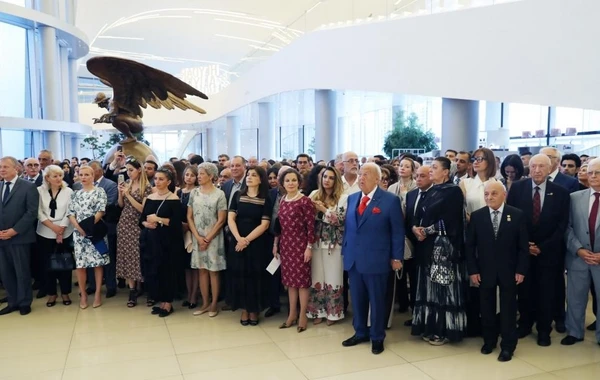 Лейла Алиева на церемонии открытия выставки Зураба Церетели - ФОТО 