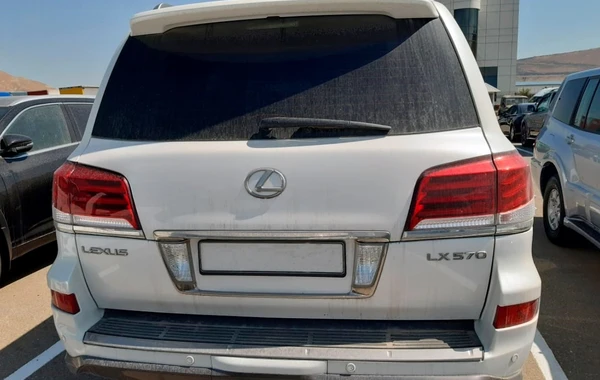 Beynəlxalq axtarışda olan "Lexus" Azərbaycanda ələ keçdi - FOTO
